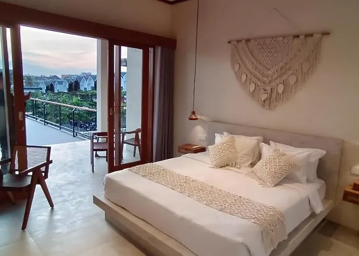 Fullmoon Nelayan Hotel 5*